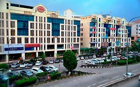 Hotel Caliber